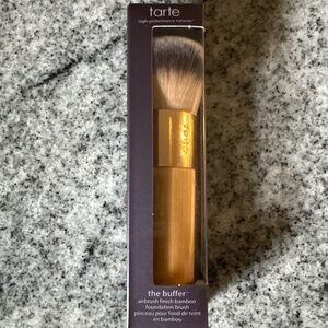 Tarte makeup brush